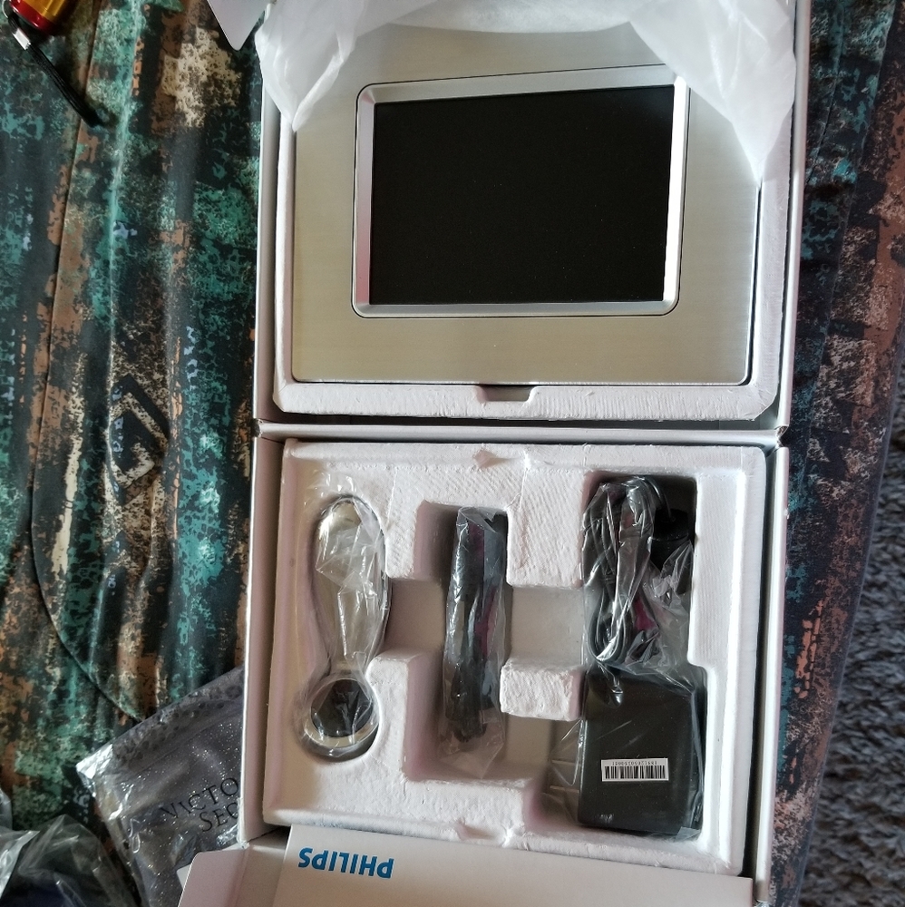 Phillips Digital Frame